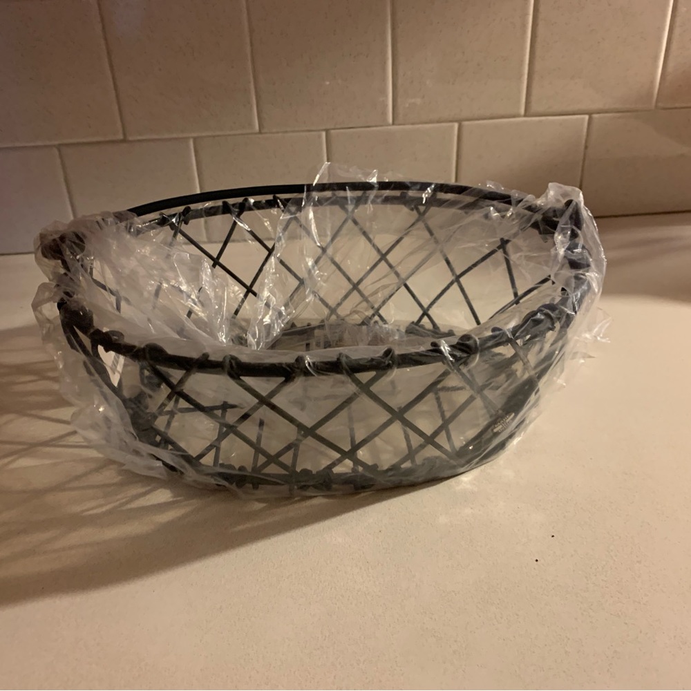New Black Basket